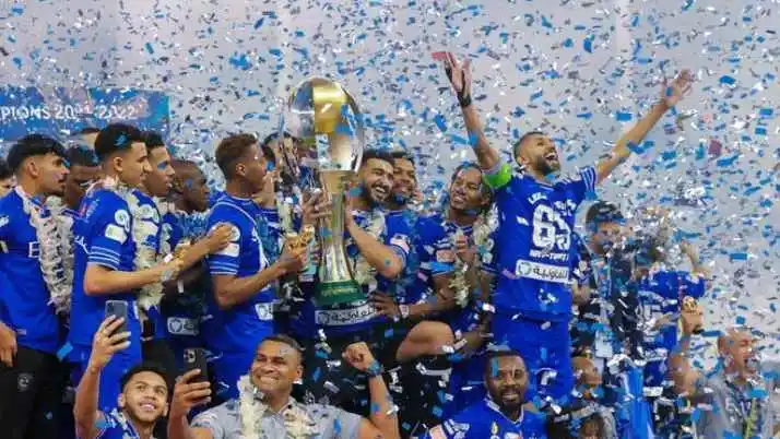 أساطير الملعب وأسطول الفخامة: جولة داخل أفخم سيارات نجوم دوري روشن السعودي